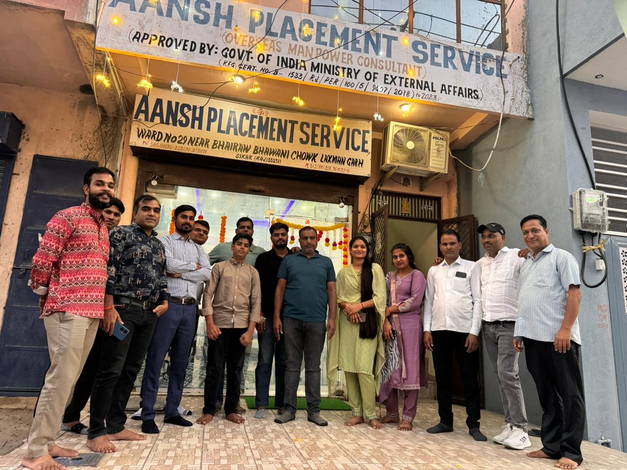 Aansh Placement Service office team